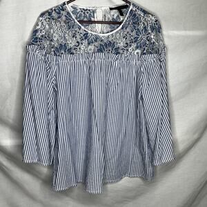 BCBG Maxazria Lace & Stripe Blue White 3/4 Sleeve Shirt L